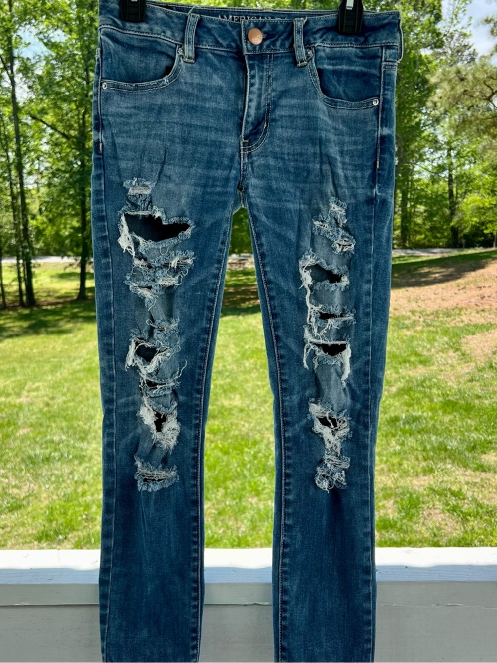 American Eagle Outfitters Super Stretch Distressed Jegging Jeans - Women’s 6
